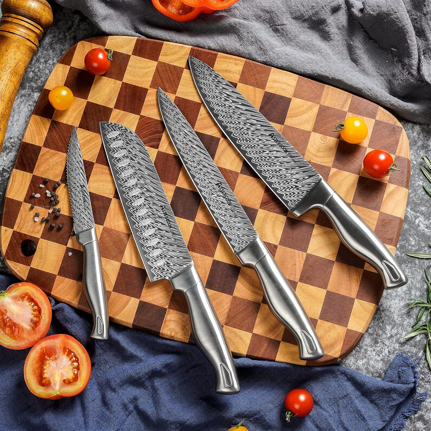 15-piece German stainless steel kitchen knife set with integrated wooden block and built-in sharpener — detail